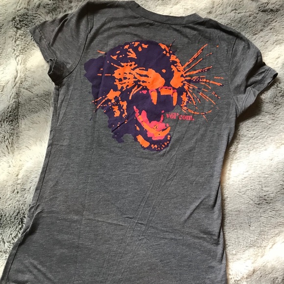 Volcom T-Shirt - Picture 2 of 5